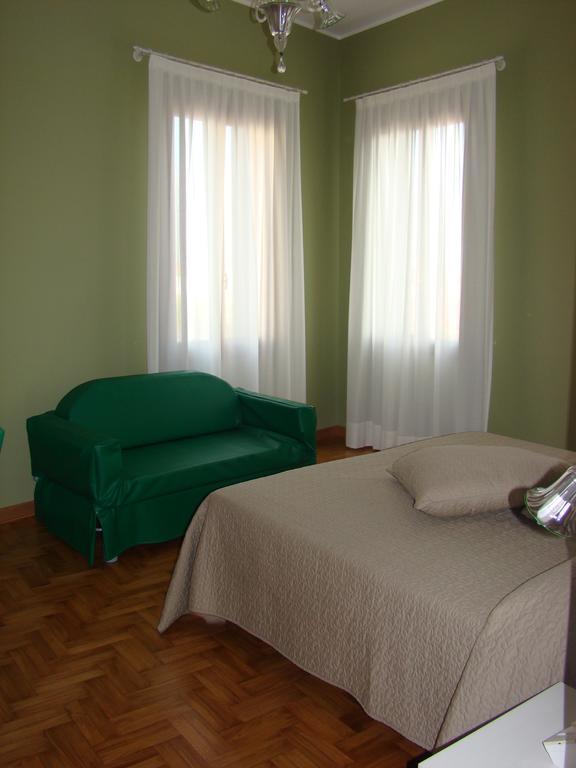 דולו Hotel Alla Villa Fini מראה חיצוני תמונה