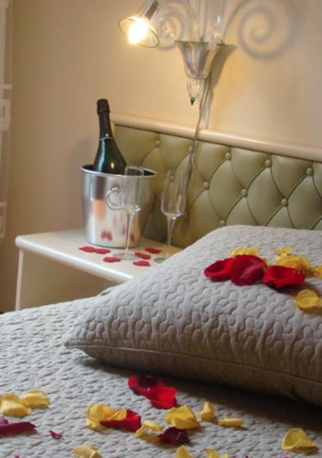 דולו Hotel Alla Villa Fini מראה חיצוני תמונה