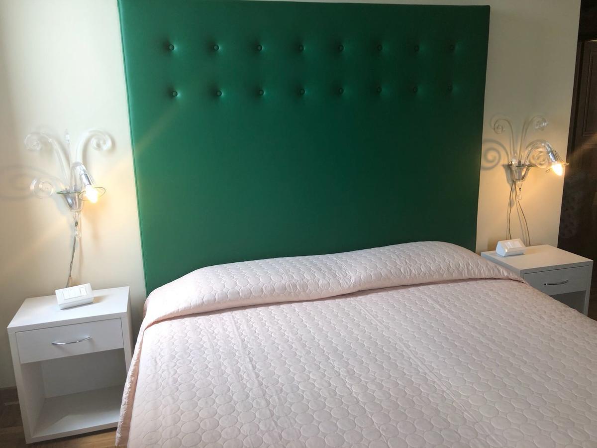 דולו Hotel Alla Villa Fini מראה חיצוני תמונה